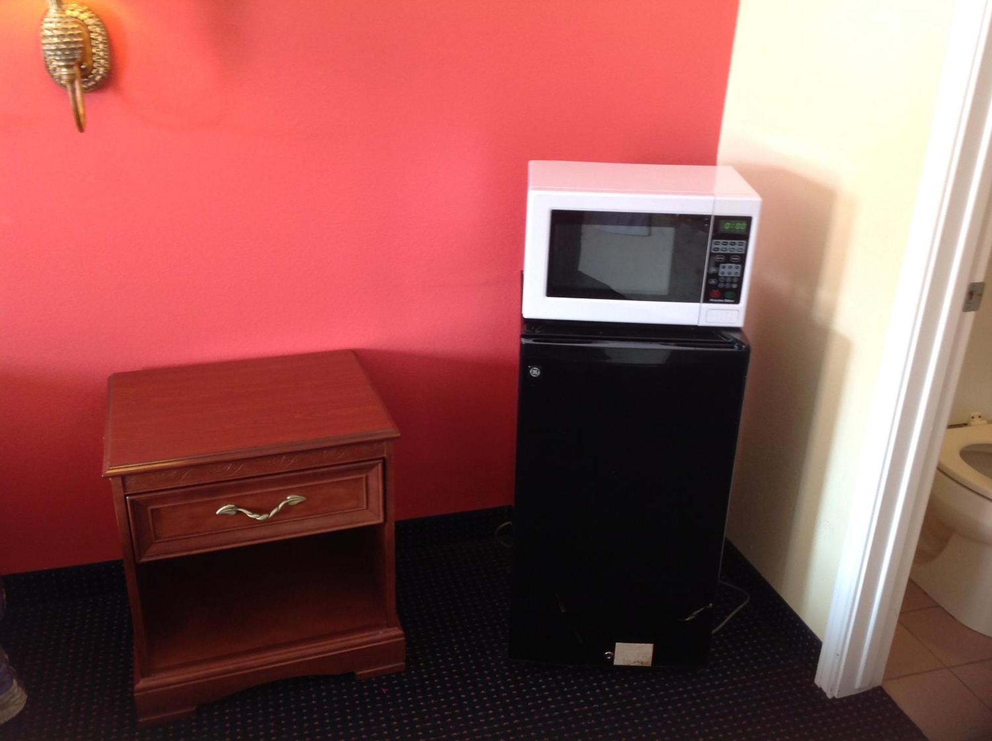 Executive Inn & Suites Shepherd 外观 照片