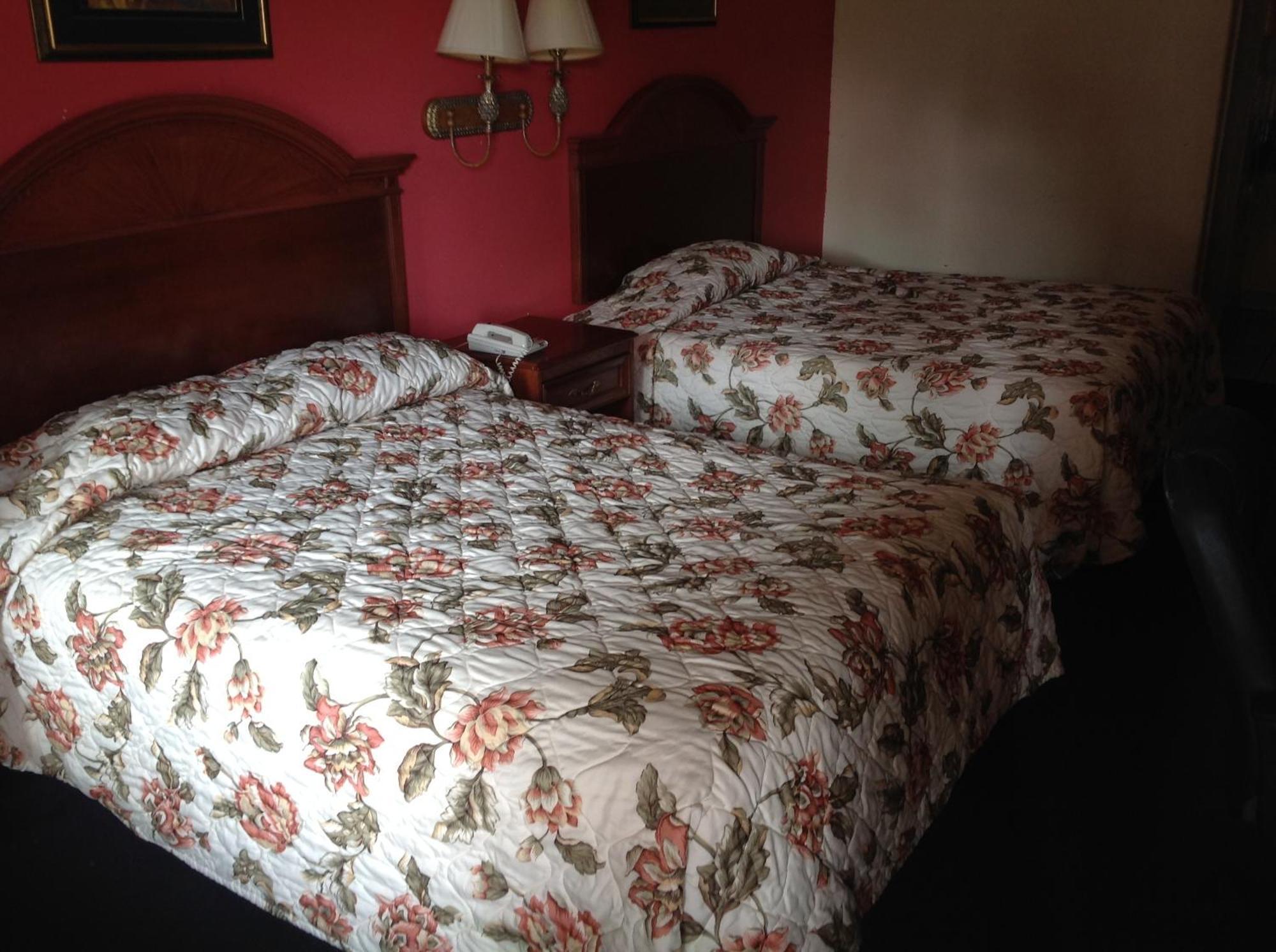 Executive Inn & Suites Shepherd 外观 照片